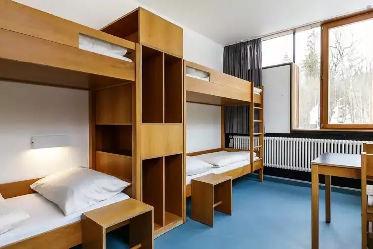 DJH Jugendherberge Possenhofen | gruppenhaus.de